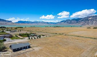 8 Lakota Ct, Cody, WY 82414