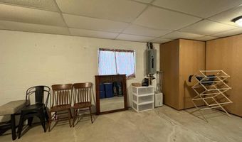 205 Washington Ave W, Albia, IA 52531