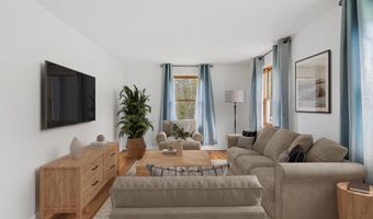1738 South Rd, Bradford, VT 05033