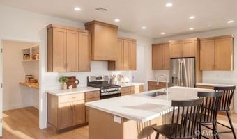 422 S Carling St, Colorado City, AZ 86021