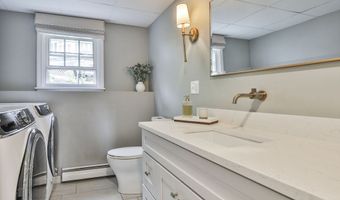 9 Edinburgh Dr, Bedford, NH 03110