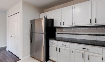 136 Pembroke Rd 9-78, Danbury, CT 06811