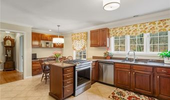 113 Log Rd, North Smithfield, RI 02830
