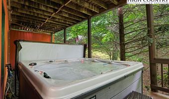 49 Dandelion Ln, Banner Elk, NC 28604