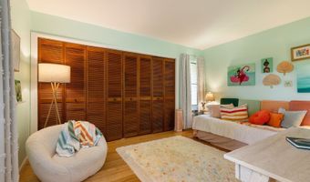 350 Kaelepulu Dr 401, Kailua, HI 96734