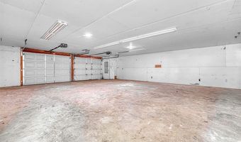 302 S 6th St, Chickasha, OK 73018