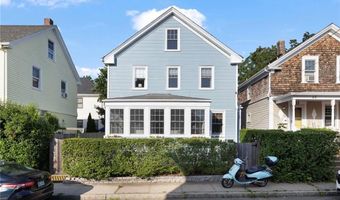 35 Hall Ave, Newport, RI 02840