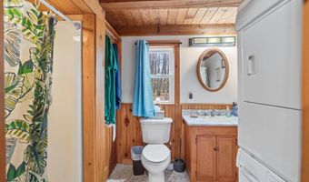 101 Canterbury Shore Dr, Canterbury, NH 03224