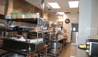 17620 Ventura Blvd, Encino, CA 91316