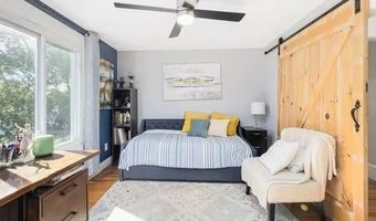 10 Long St, Johnston, RI 02919