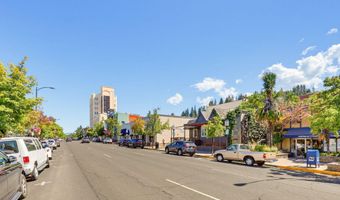 120 E Main St, Ashland, OR 97520