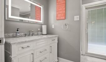 1710 PLANTATION Dr, Alexandria, LA 71301