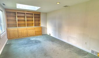 160 Wolcott St, Bristol, CT 06010