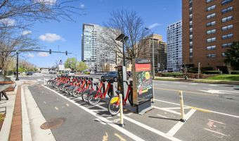 650- A 15TH St S 1, Arlington, VA 22202