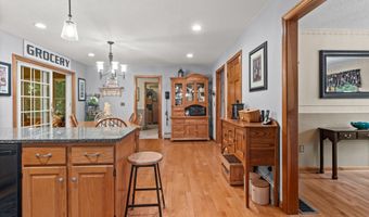 38 Pebble Brook Ct, Berlin, CT 06037
