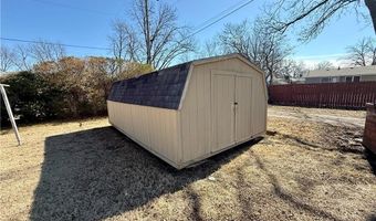 205 S Traster St, Altamont, KS 67330