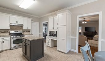 106 NEWGATE Rd, Alabaster, AL 35007
