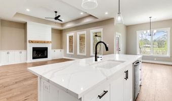 114 Harmony Village Dr, Haskell, AR 72015