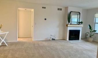 109 Fieldcrest St Apt 302, Ann Arbor, MI 48103