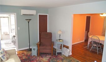 108 N Snead St, Ashland, VA 23005