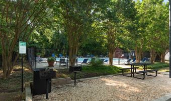 1142 LAKE HERON Dr 2B, Annapolis, MD 21403
