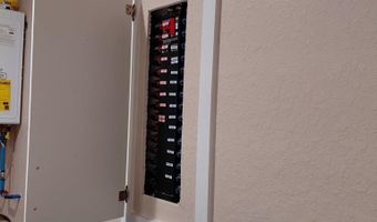 309 HICKMAN Ln, Angleton, TX 77515