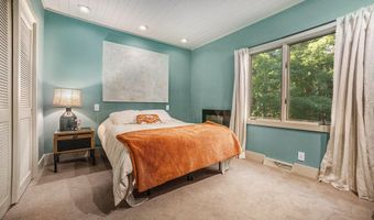 60 Alta Dl NE, Ada, MI 49301