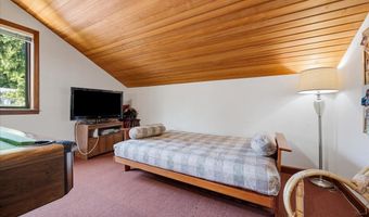 71616 NORTHSHORE Dr, Birkenfeld, OR 97016