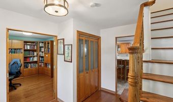 8 COATES Rd, Allentown, NJ 08501