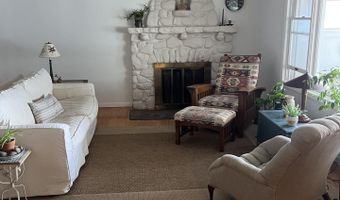 6771 Campau Lake Dr SE, Alto, MI 49302