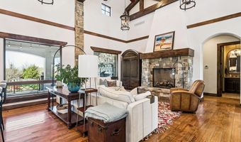 1302 E Bluestem Ct, Andover, KS 67002