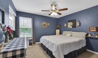 1457 Greenfield Crossing Ct, Ballwin, MO 63021