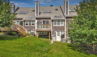 45 Harbor Hill Dr 45, Bourne, MA 02532