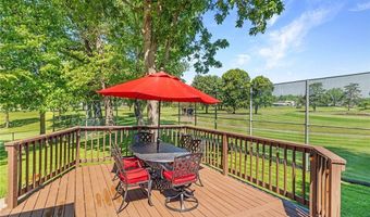 305 Hedgewood Dr, Akron, OH 44319