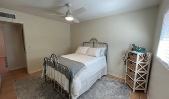 254 W La Cuesta Dr, Benson, AZ 85602