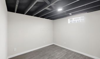 806 Josephine Ave, Columbus, OH 43204