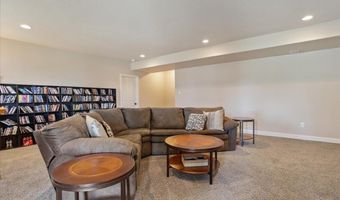 5254 SHADOW ROCK Dr, Cheyenne, WY 82009