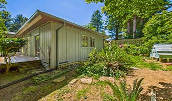94 California Ave, Arcata, CA 95521