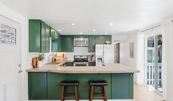 19657 Hiller Dr, Bend, OR 97702