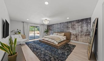20 Lake Helix Dr, La Mesa, CA 91941