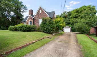 605 Avenue E, West Point, GA 31833