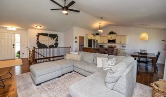 4608 NE Wanda Dr, Ankeny, IA 50021
