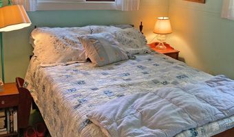 613 Stony Point Rd, Benson, VT 05743