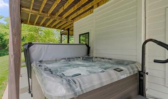 608 Eagle Point Dr, Austin, KY 42127