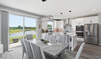 5306 Greyson Heights Dr, Auburn, IN 46706