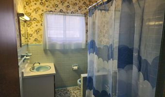 78 Northampton Rd, Amsterdam, NY 12010