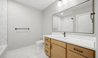 1603 NE 19th St, Ankeny, IA 50021