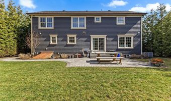 123 Columbus Blvd, Amityville, NY 11701