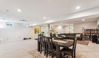 42023 SPRING AIR Dr, Brambleton, VA 20148