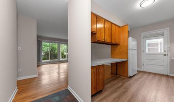 1025 Western Dr, Ann Arbor, MI 48103